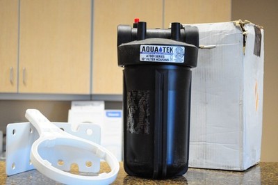 Aquatek Whole House Filter Housing Kit 10'' - AT801C - w/ Bracket and Wrench