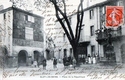 Carte Postale Ancienne CPA 11 – Alet-les-Bains – La Place