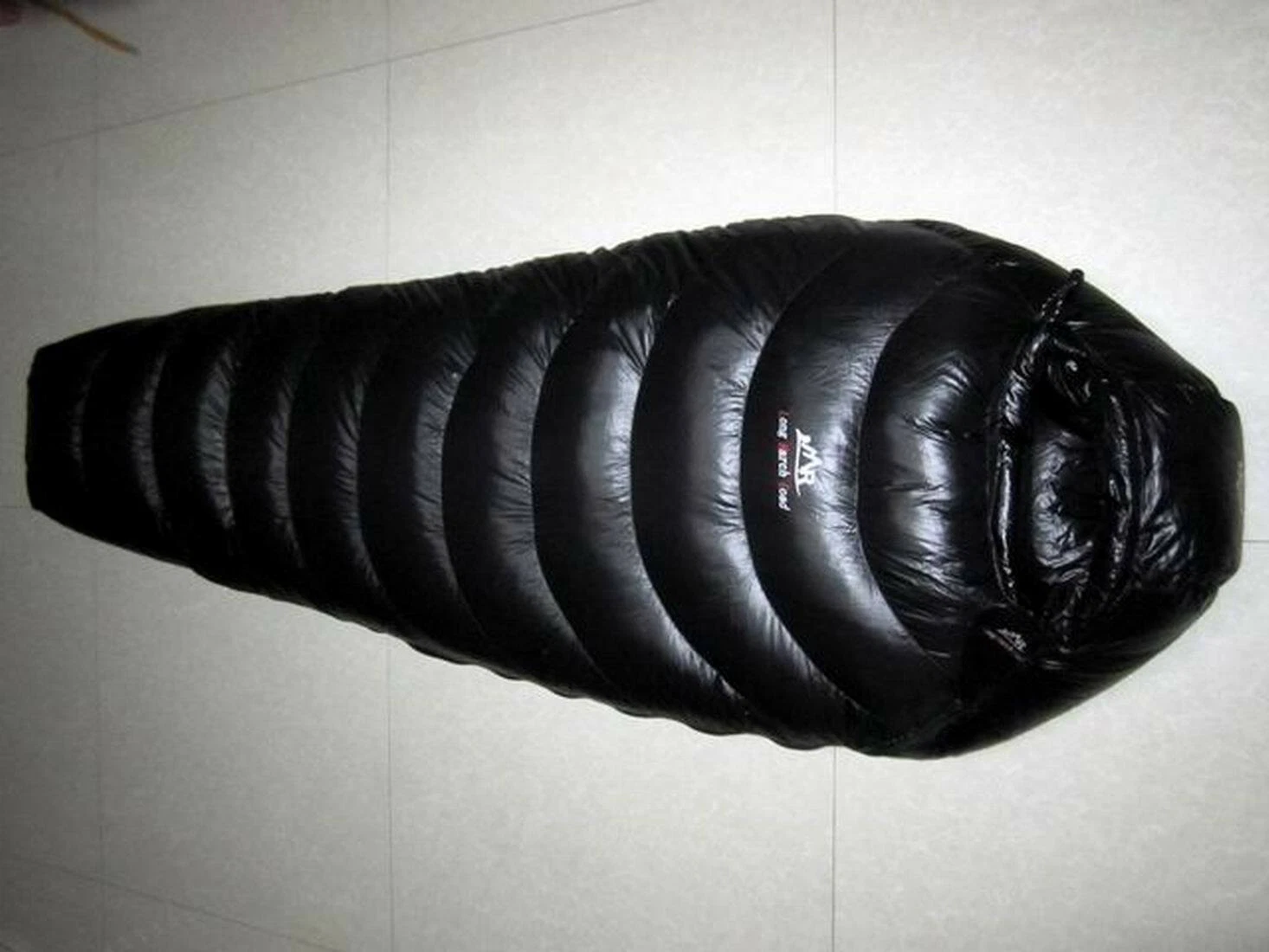 Shiny Gloss wetlook nylon mummy sleeping bag down expedition sleeping bags warm