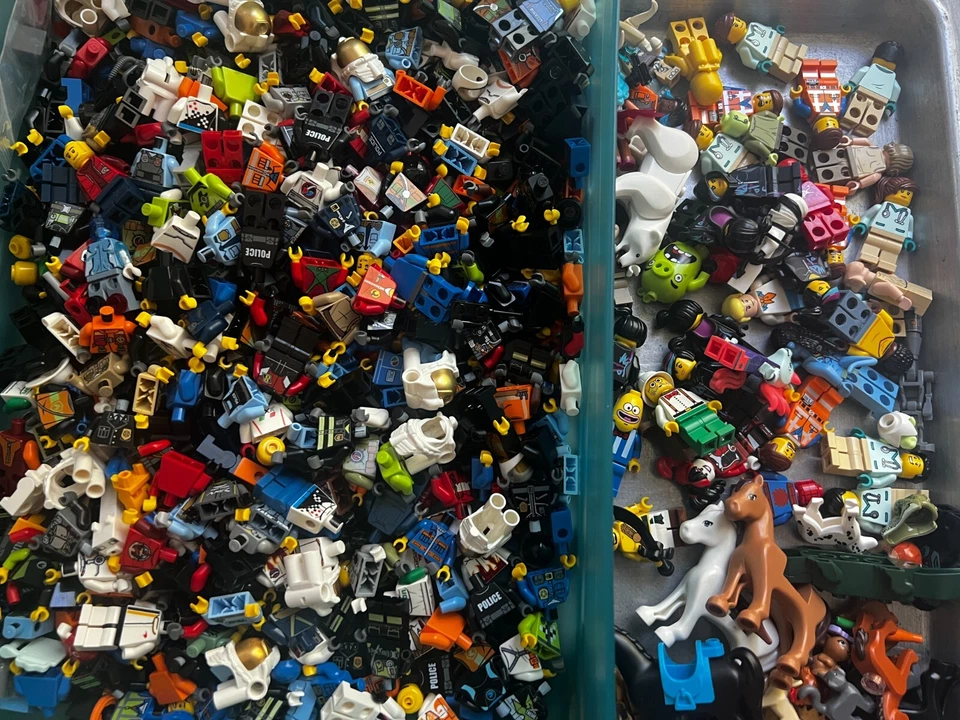 6 OZ ~ PREMIUM Lego Minifigures Parts Star Wars Ninjago Marvel DC Harry City LOT - Image 3 of 4