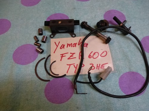 Yamaha FZR 600,Steuerkettenführung,Hülsen, Massekabe,Bolzen,Ventild siehe Bild