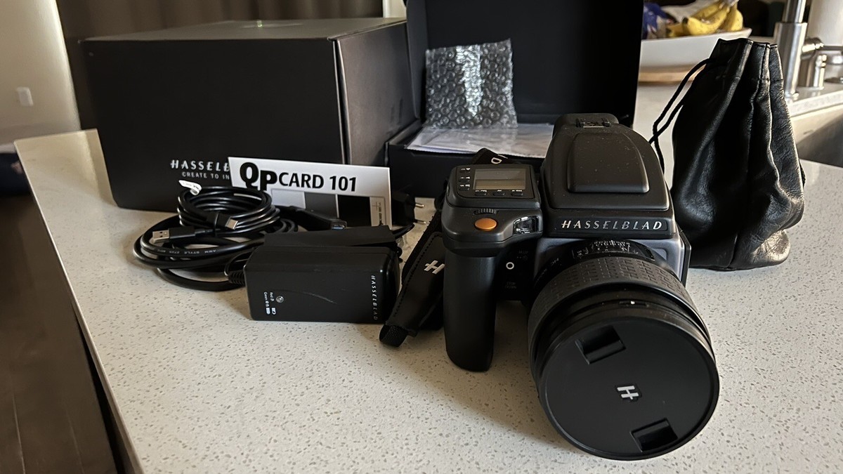 Hasselblad H6D-50c Medium Format DSLR Camera