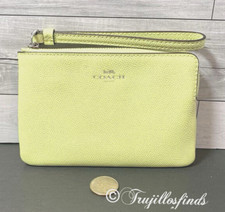 Coach Small Corner Zip Wristlet Pale Lime 58032 New