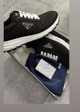 Prada Herren Sneaker Low Top schwarz/weiß EU...