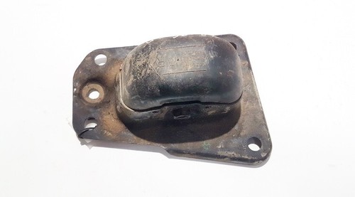 1k0505130j Кронштейн балки - Hinten rechts 1k0.501. DE1530492-06