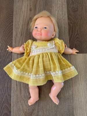 Vintage 1967 Ideal Toy Co. Newborn Thumbelina Doll with Working Pull String