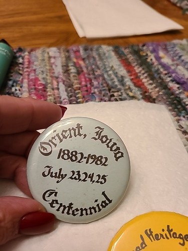 Set Of 2 Vintage Iowa Pinbacks Orient Iowa And Crestium Iowa 1982 And 1979