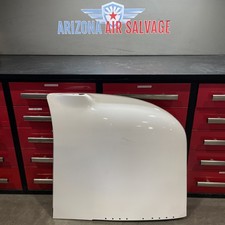 2005 Cirrus SR22 Right Hand Wing Tip No Lights SR20 2005 Cirrus SR22 Right Hand Wing Tip No Lights SR20