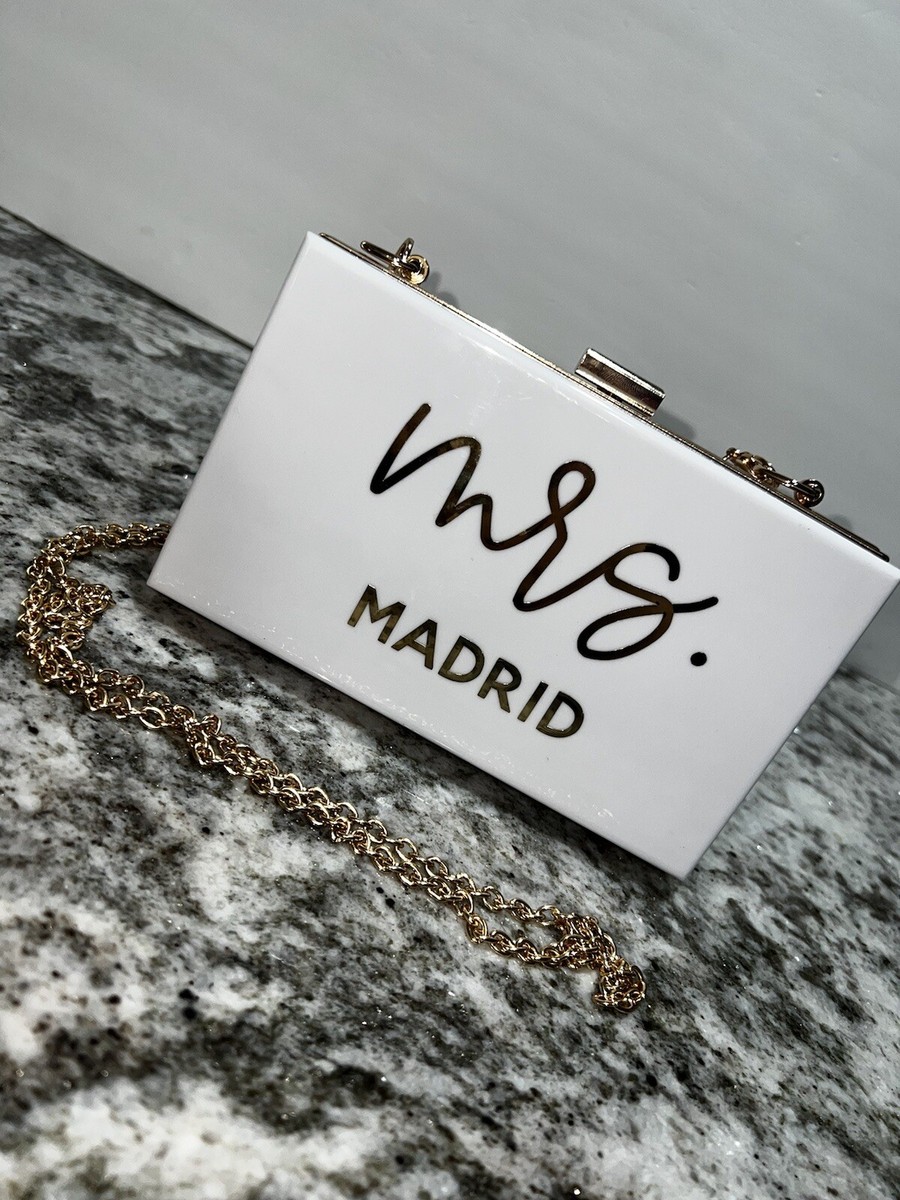 Personalized Mrs. White & Gold Chain Clutch! Perfect for Brides