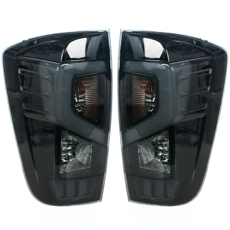 Luz trasera LED de humo lateral izquierda y derecha para Nissan NP300 Navara 2015 2016-2023 Foto 2 de 4