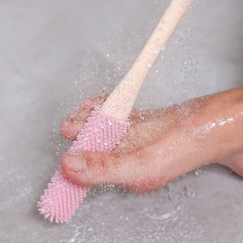 Long Handle Toe Cleaning Brush Foot Shower Bush For Seniors Elderly Disabled NEW - Picture 15 of 28