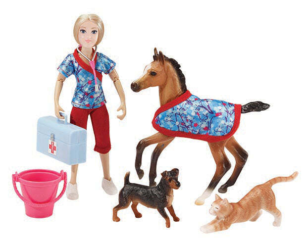 Breyer Classics Collection #62028 Day at the Vet - New Facto