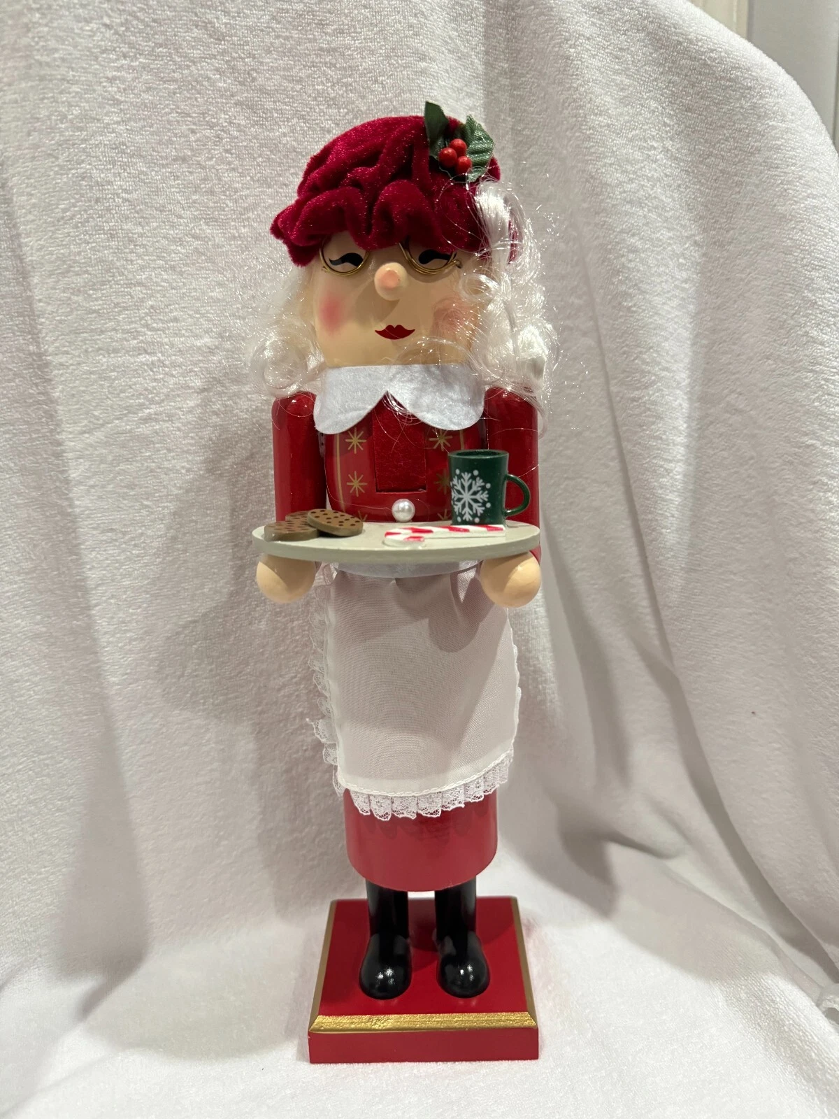 North Pole Trading Co. Nutcracker Holiday 14" Mrs. Santa Claus