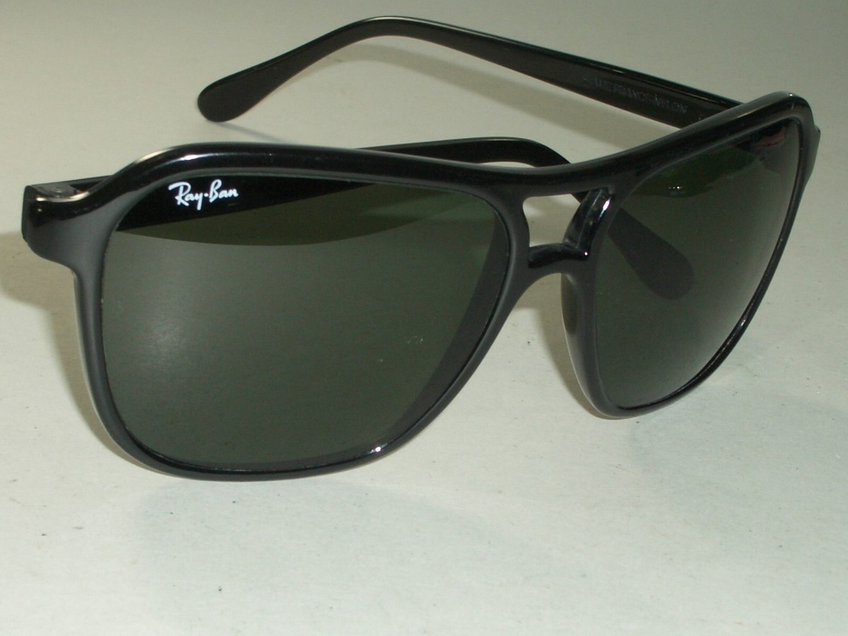 VINTAGE B&L RAY BAN FRANCE BLACK NYLON G15 CRYSTAL LENS CATS 4000