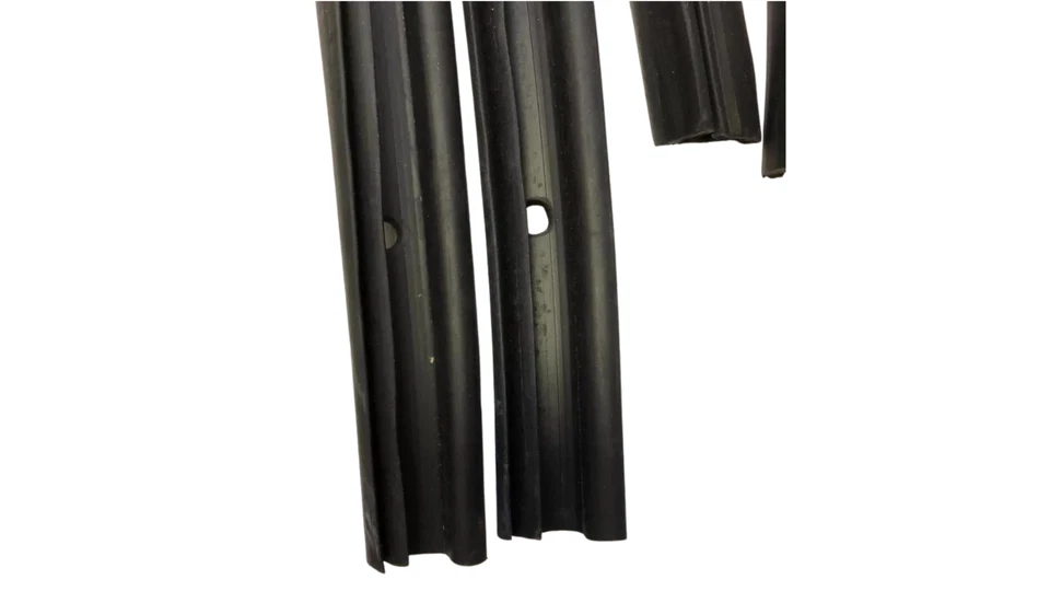 Juego de goma para barandilla de techo convertible DeSoto Chrysler 1957-1959 Foto 3 de 4
