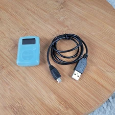 SanDisk sansa clip+ MP3 Player 2GB