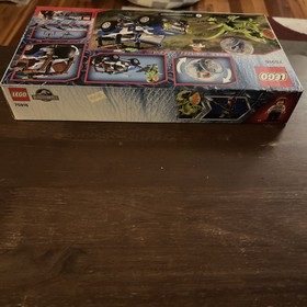 LEGO Jurassic World: Dilophosaurus Ambush (75916) New unopened Box