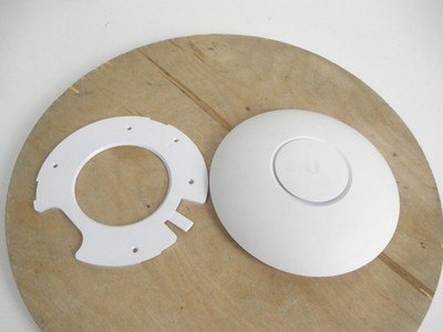 Ubiquiti Unifi AP AC PRO M/N UAP-AC-PRO Wireless Access Point w/ Mount Tested