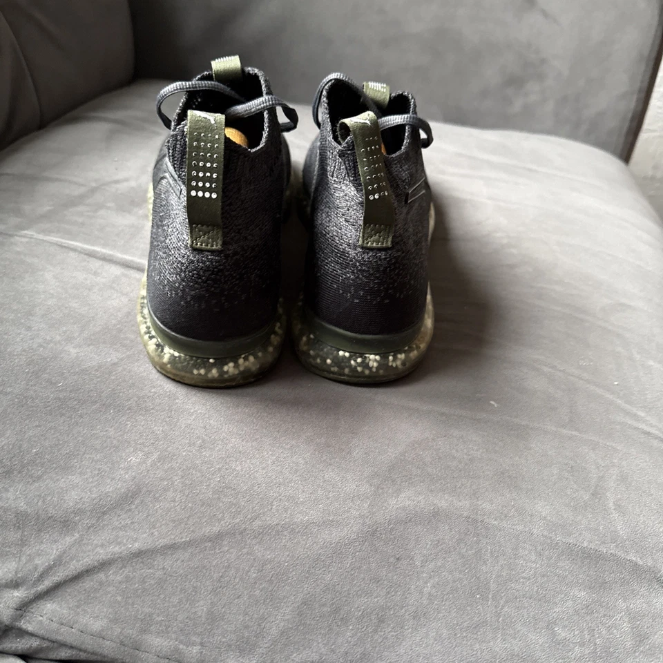 Scarpe da ginnastica uomo Puma Jamming, maglia Evo, calzata simile, taglia 10 nere - Immagine 4 di 4