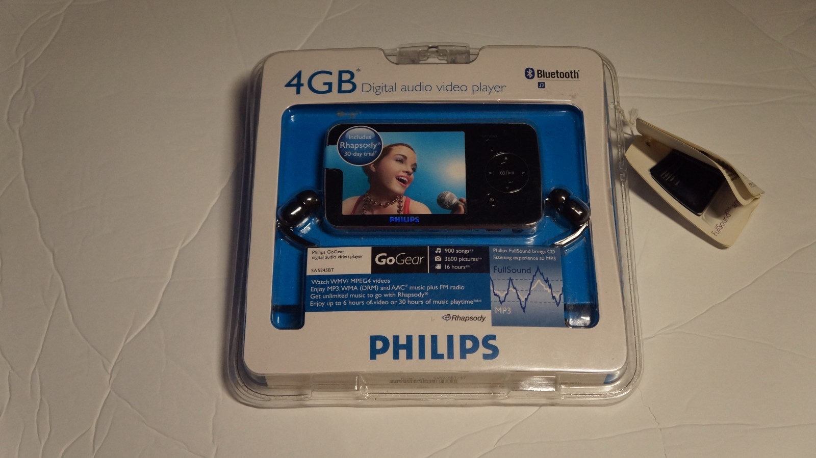 Mp3 Mp4 Wma W/fm Radio Sealed