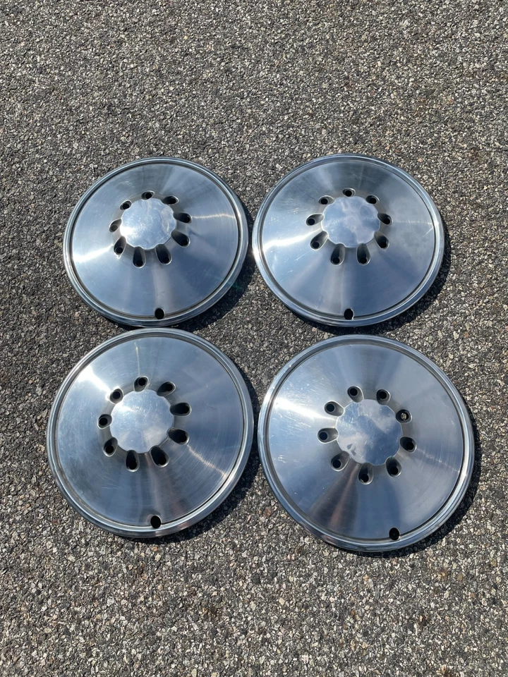 Tapacubos originales Plymouth Gold Duster Valiant 1971 14 pulgadas cubiertas de rueda Foto 2 de 4