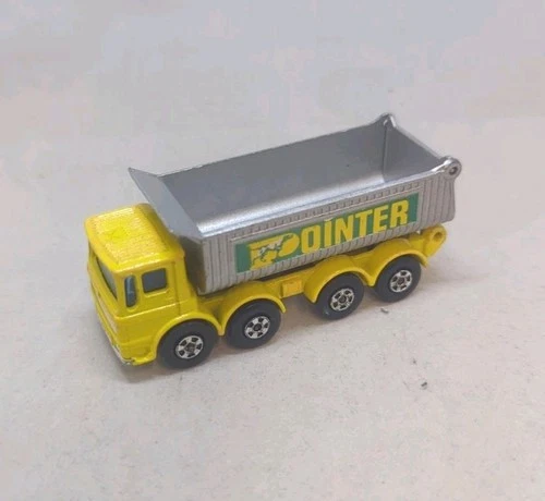Matchbox Lesney Superfast No51 AEC POINTER DUMP TRUCK " FACTORY ERROR "