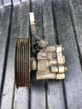Pompe direction assistée Infiniti QX70