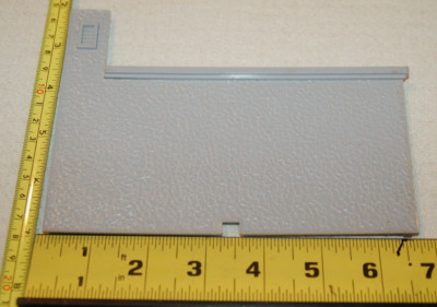 VINTAGE PLASTICVILLE S OR O SCALE GREY STUCCO WALL BACK W CRACK READ REPLACEMENT