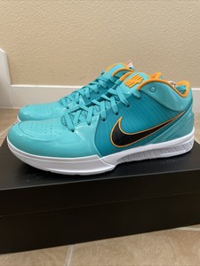 kobe 4 undefeated spurs