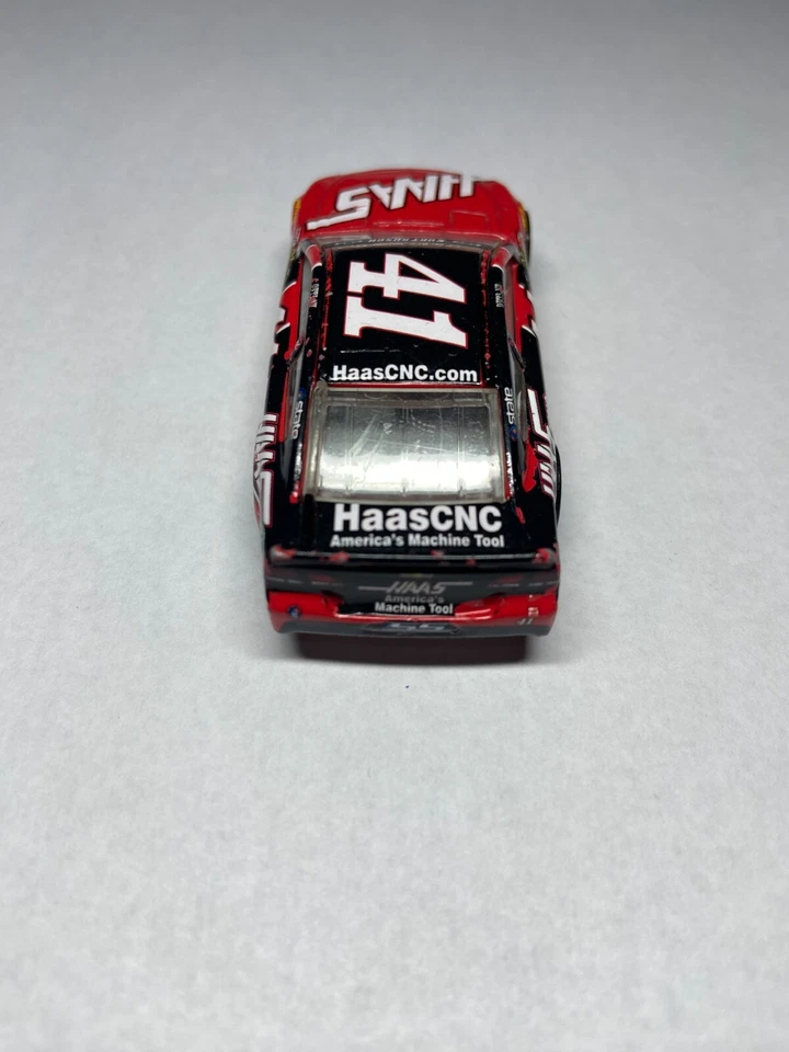 NASCAR Authentics 1/64 2013 #41 Kurt Busch Haas Chevrolet SS Die Cast Foto 4 de 4