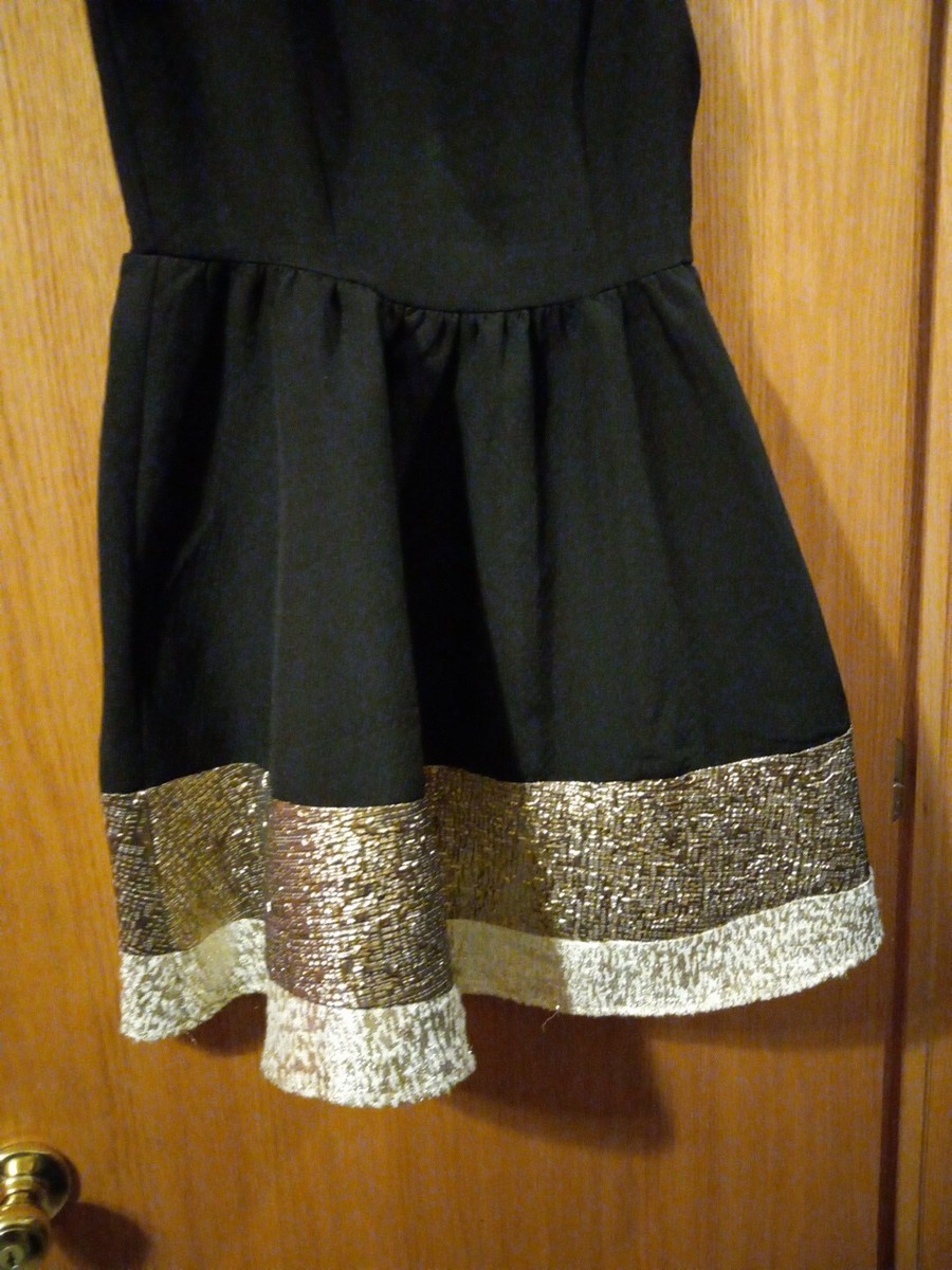 Hot & Delicious Black And Gold Sleeveless Cocktail Dress Size Large