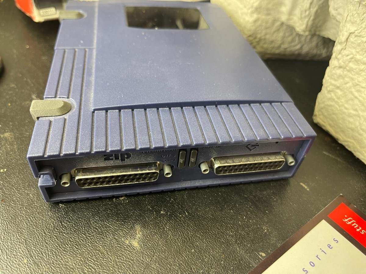 Iomega Zip 100 Zip Drive SCSI w/ Drivers, Power Supply