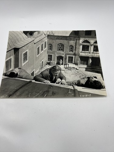 Melina Mercouri, Maximilian Schell, Peter Ustinov 1964 “Topaki” Movie M2768 - Picture 5 of 5