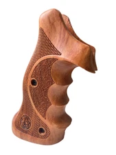 Prof. Target grips for S&W, N FRAME ROUND BUTT Checker hardwood grips