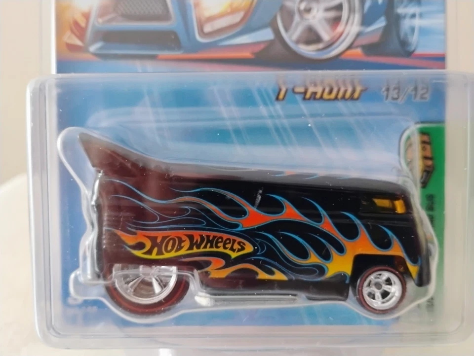 Autobús de arrastre VW Treasure Hunt #13 2005 Hot Wheels Foto 2 de 3