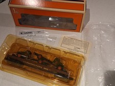 Lionel 9823 Pennsylvania RR Flachwagen mit 2 Corgi Mack Trucks 6-17518 Spur O