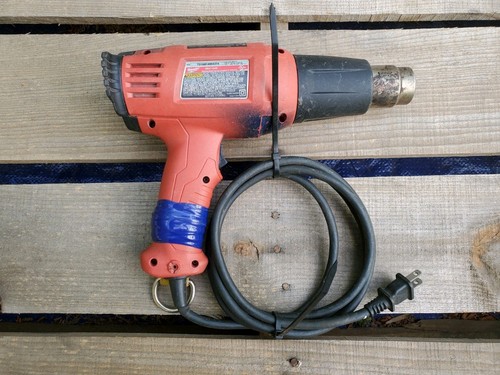 Milwaukee 8975-6 Dual Temperature Heat Gun w/ Lanyard