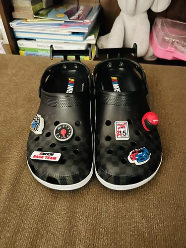 NASCAR x Crocs Classic Clog Men’s Size 12 Black Charms 209474-001