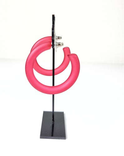 Sobral Sortidos einzigartige große matte mattierte Cereja rosa Reifen von Künstlern hergestellte Ohrringe - Bild 4 von 7