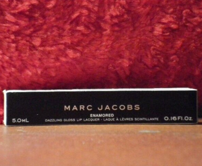 MARC JACOBS ENAMORED HI-SHINE LIP LACK 340 MAKE ME FULL SIZE NEU IM KARTON VEGAN BERRY