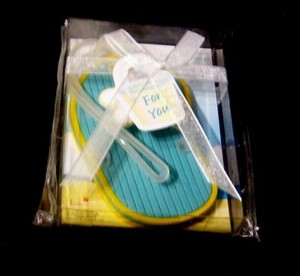 ONE FLIP FLOP LUGGAGE TAG (SEALED/NEW)