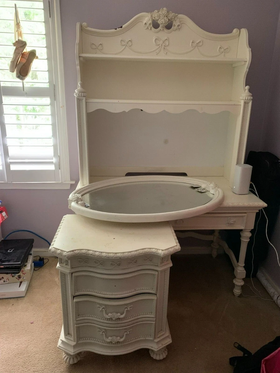 Limited Edition DISNEY Princess White Bedroom Furniture