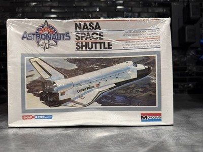 Vintage Monogram Astronauts Nasa Space Shuttle 1/200 Scale Model Kit #5905