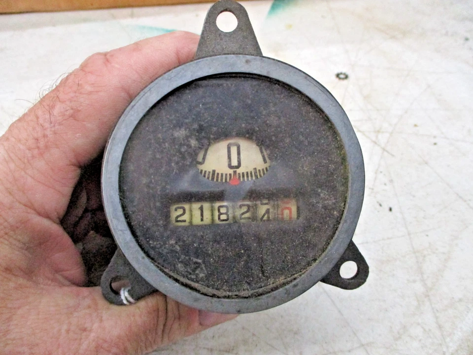 1932 Plymouth PB North East Speedometer Convertible & Sedan - Image 2 of 4