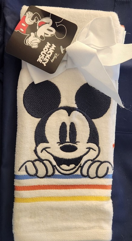 *NEW* Set Of 2 Disney Embroidered Mickey Mouse Kitchen / Hand Towels 100% Cotton