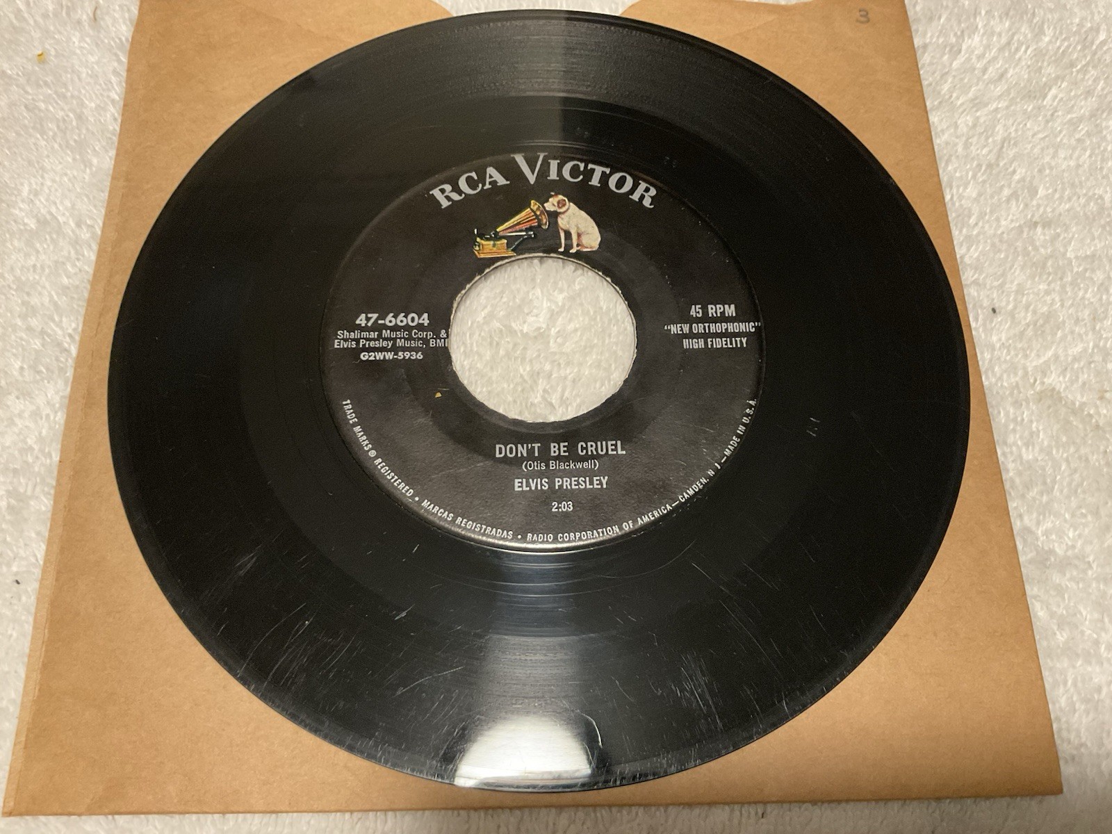 Elvis Presley Don't Be Cruel / Hound Dog 45 rpm Record 47-6604 RCA Victor