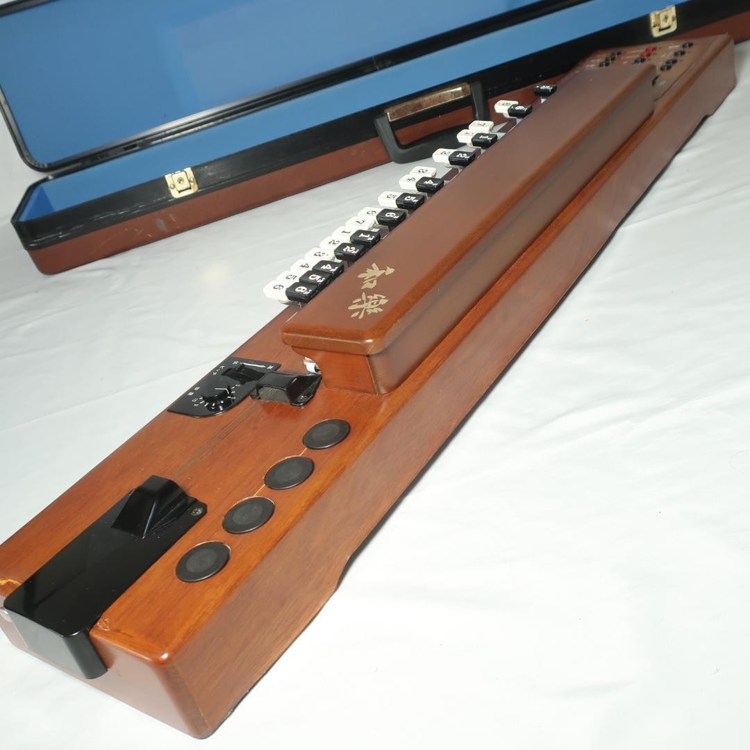 Suzuki TES-100 Taishogoto WARAKU suzuki electric harp Koto Peacock