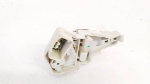 3C8945257A Lampenträger Rücklicht Rückleuchte innen Heckklappe DE2845332-55