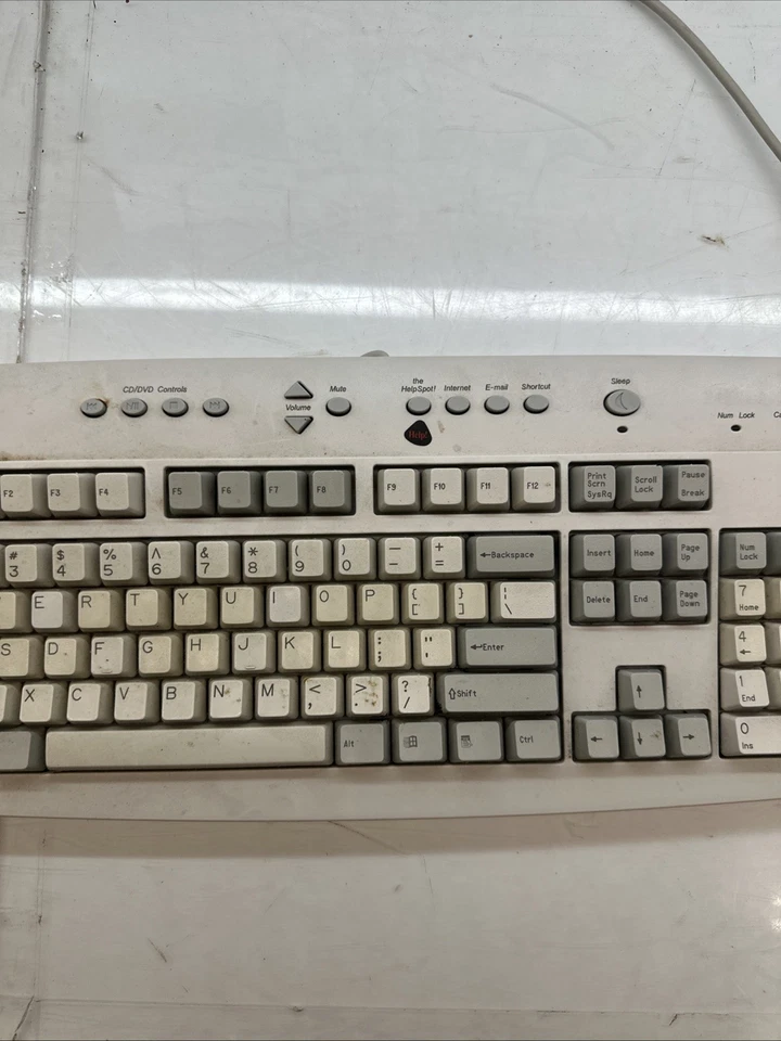 Gateway Vintage Computer PC Keyboard 7001211 Wired E06150US017-C - Image 4 of 4