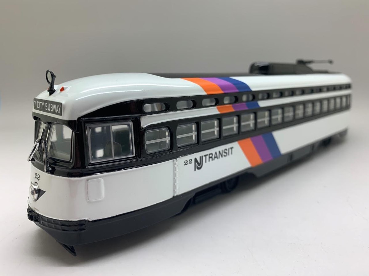 1/50 CORGI 54703 Side Mount Newark 消防車 Corgi 54706; Emergency One Fire Truck; Side Mount Fire Pump